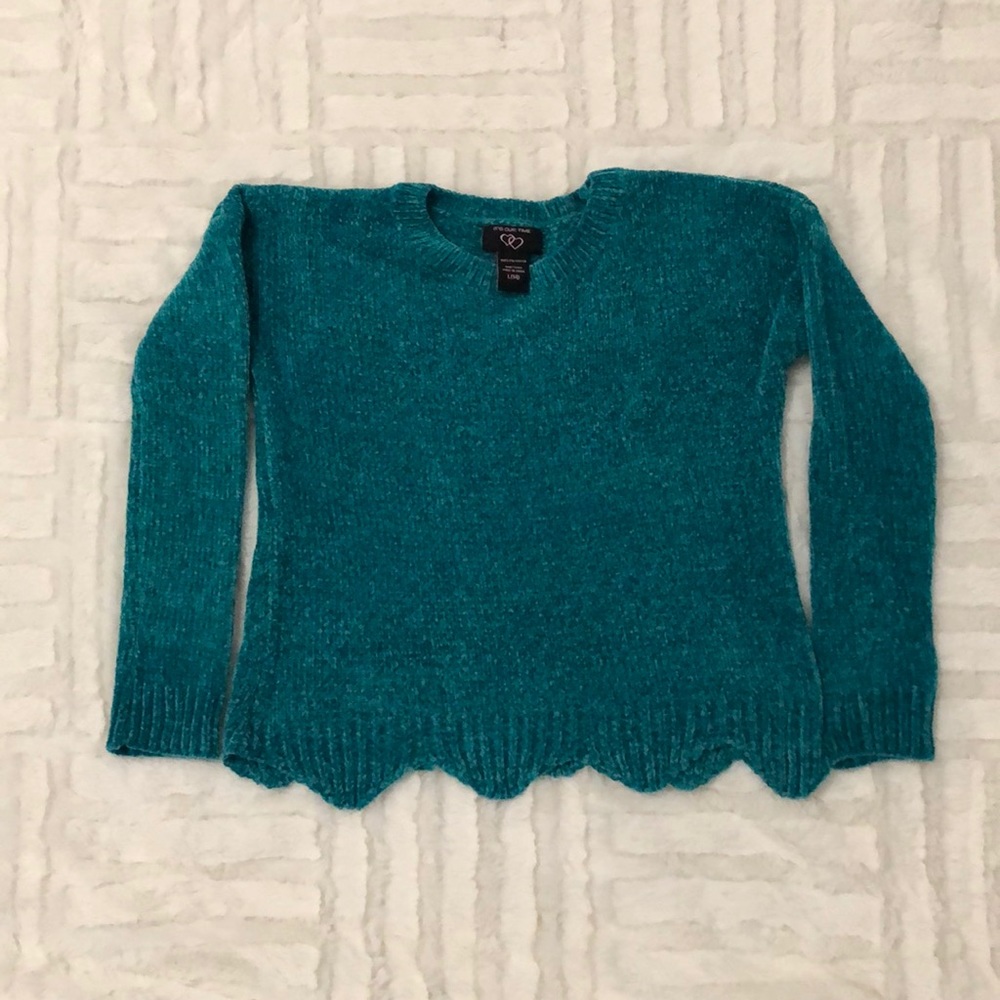 Green polyester long sleeve